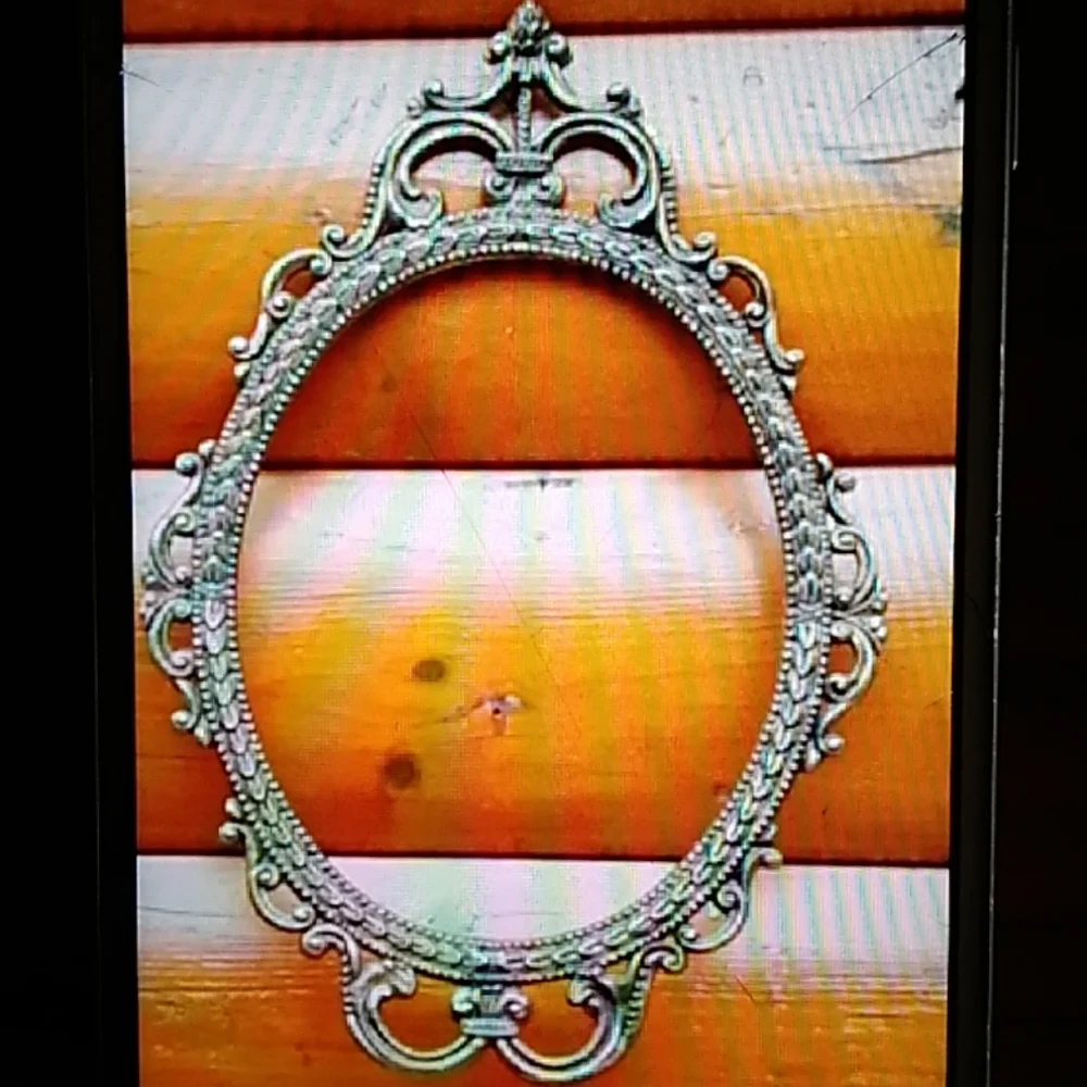 ⚜️  Antique Gold Ornate Frame Vintage